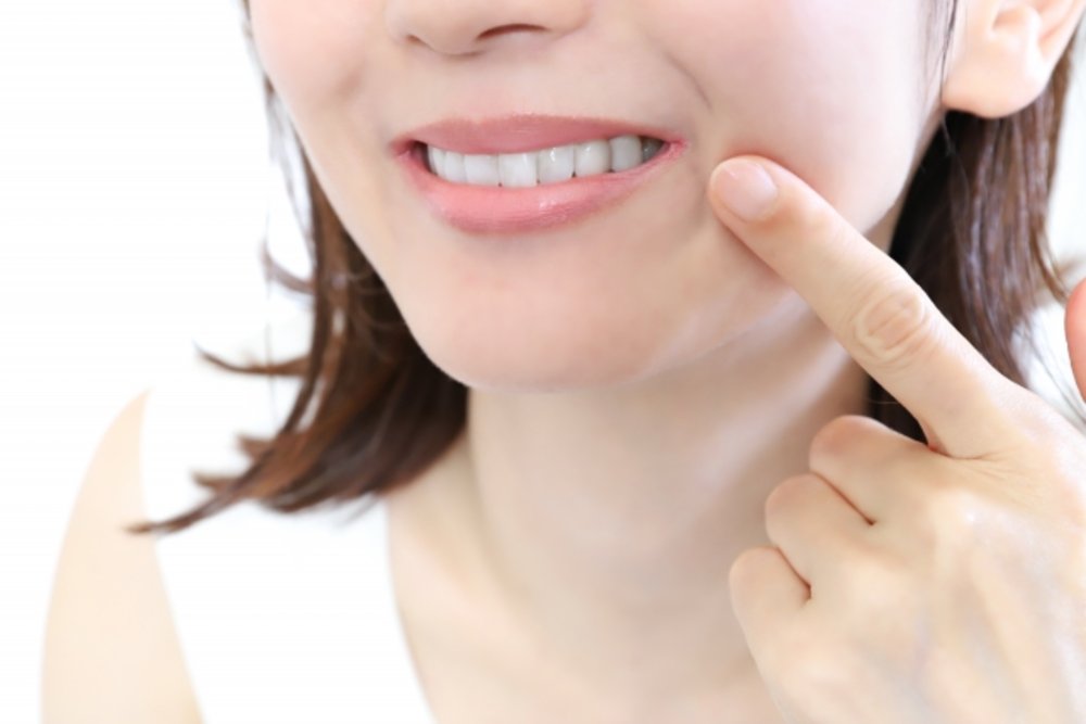 自然な白さで、もっと笑顔に自信を